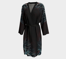 Load image into Gallery viewer, Kaunis Blood and Roots - Cardigan/Robe/Peignoir